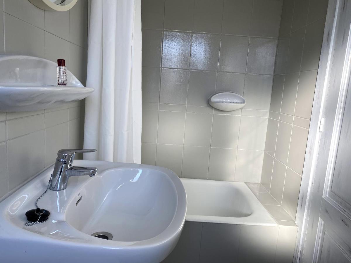 Hostal Bellavista Formentera La Savina  Luaran gambar