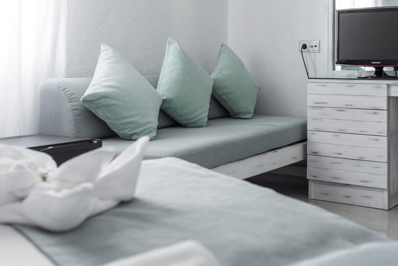Hostal Bellavista Formentera La Savina  Luaran gambar