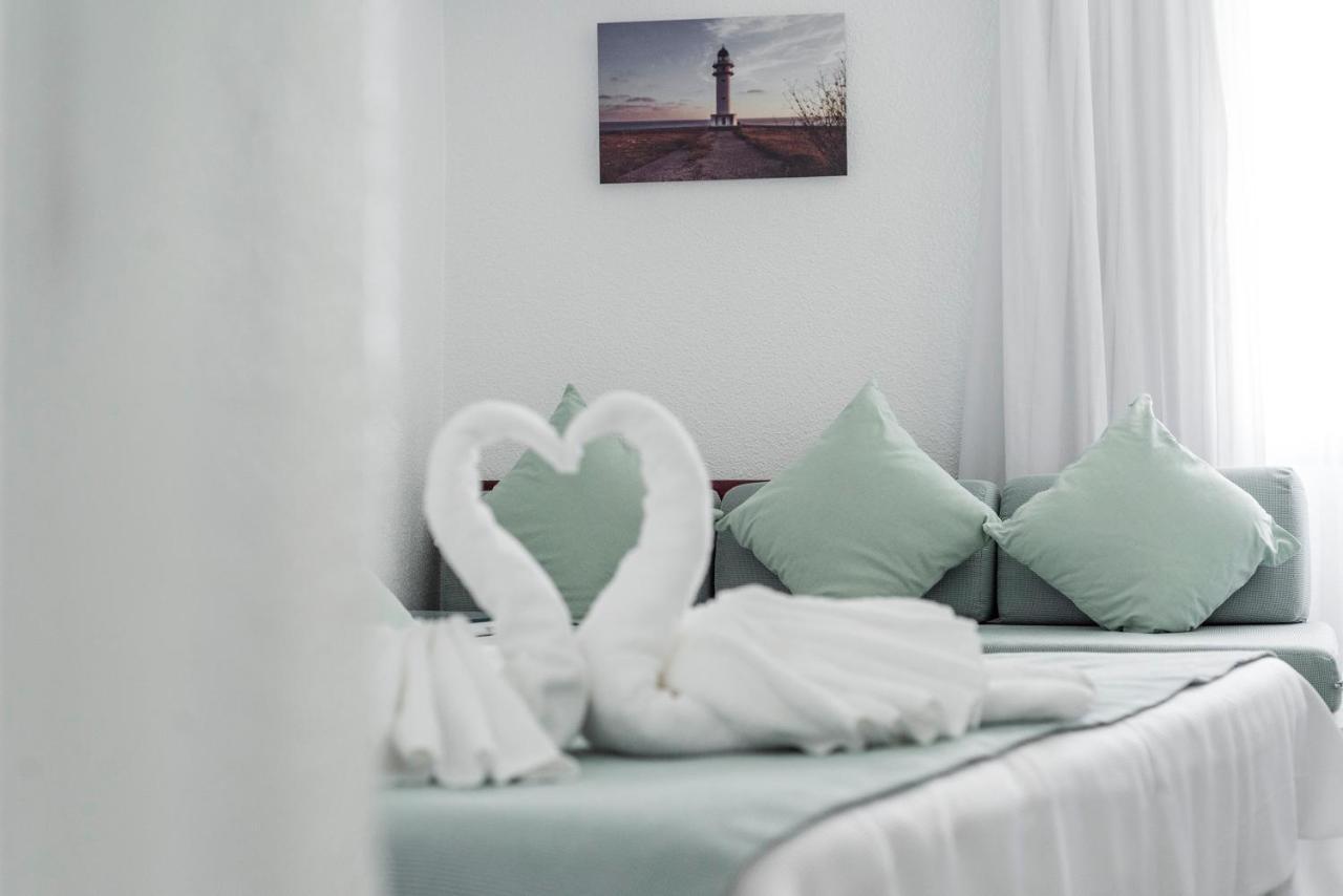 Hostal Bellavista Formentera La Savina  Luaran gambar