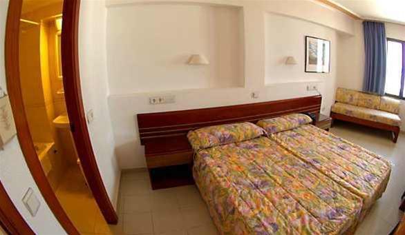 Hostal Bellavista Formentera La Savina  Luaran gambar