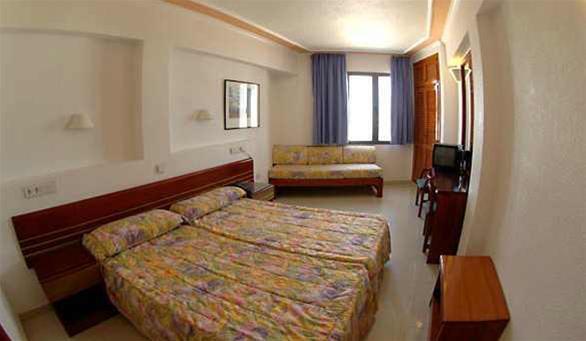 Hostal Bellavista Formentera La Savina  Luaran gambar